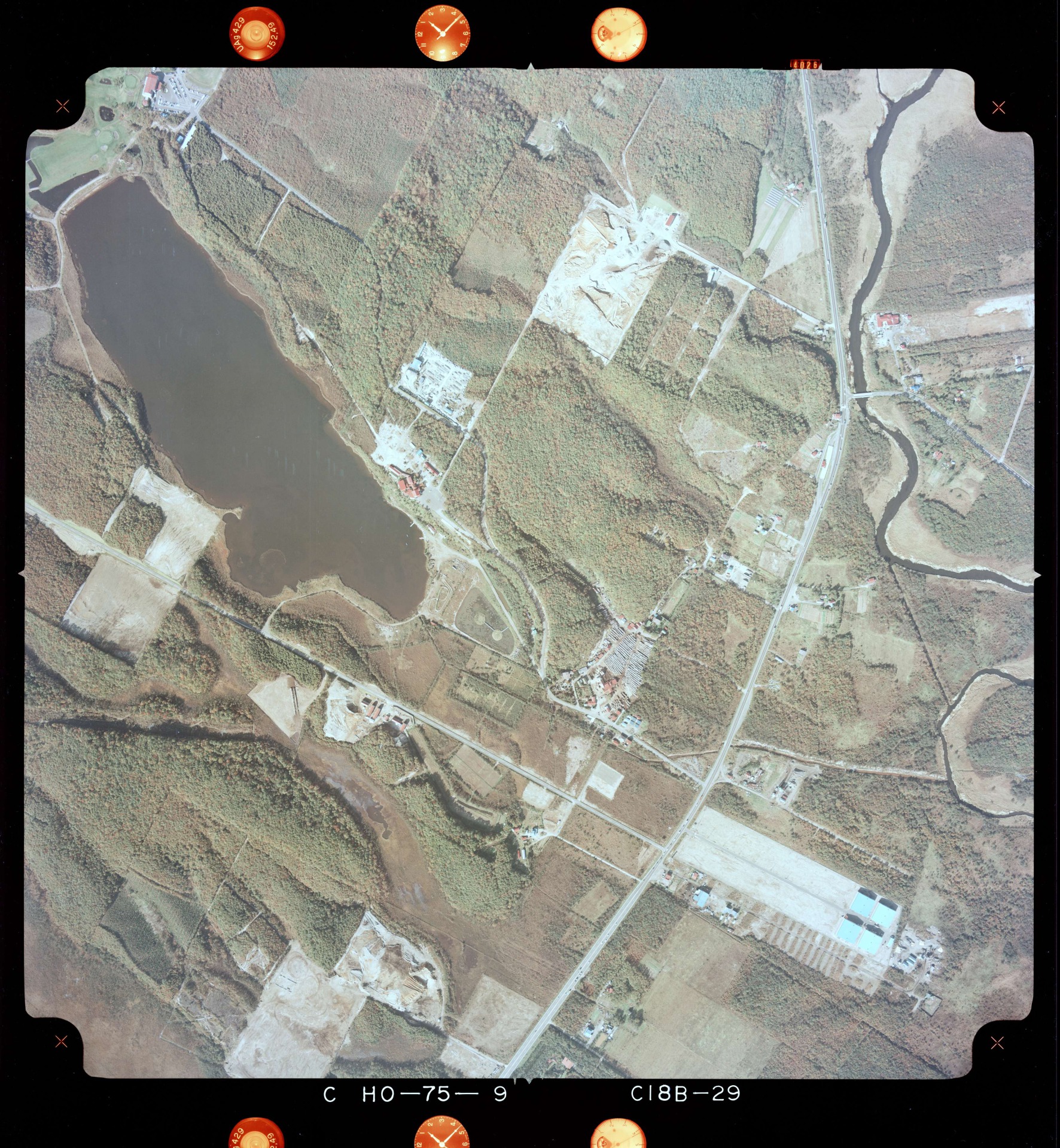 国土地理院 丹治沼（北海道苫小牧市） 空撮写真 1975年10月18日