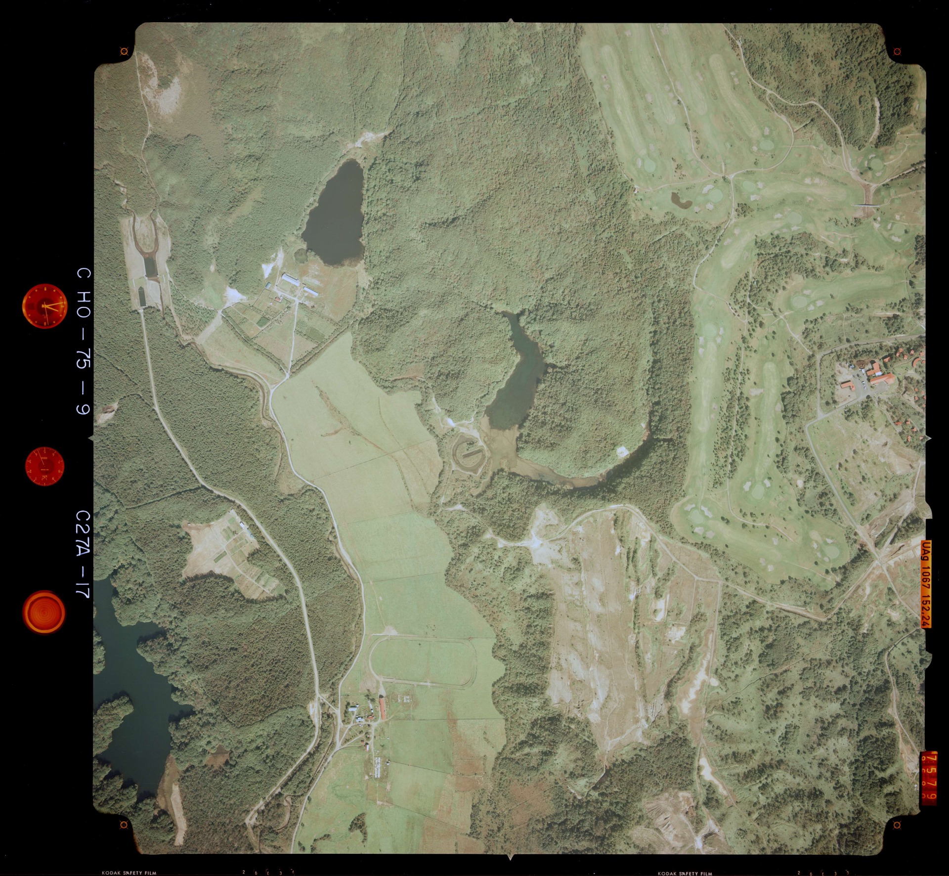 国土地理院 マッカ沼（北海道苫小牧市） 空撮写真 1975年10月1日