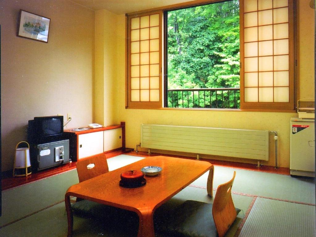 湖畔の宿 支笏湖 丸駒温泉旅館 Sapporo's Secret Onsen Sanctuary Marukoma Onsen Ryokan 画像7
