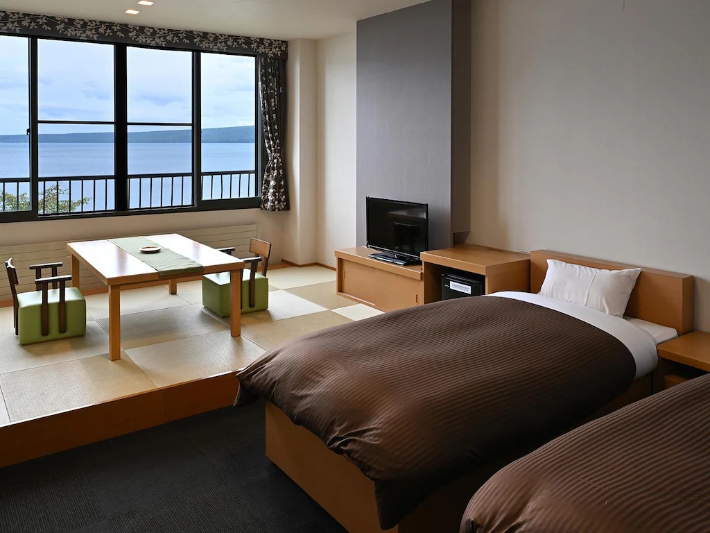 湖畔の宿 支笏湖 丸駒温泉旅館 Sapporo's Secret Onsen Sanctuary Marukoma Onsen Ryokan 画像12
