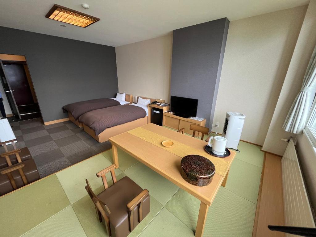 湖畔の宿 支笏湖 丸駒温泉旅館 Sapporo's Secret Onsen Sanctuary Marukoma Onsen Ryokan 画像22