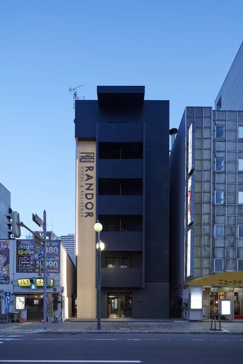 ランドーレジデンスすすきのスイーツ Randor Residence Susukino Suites 画像1