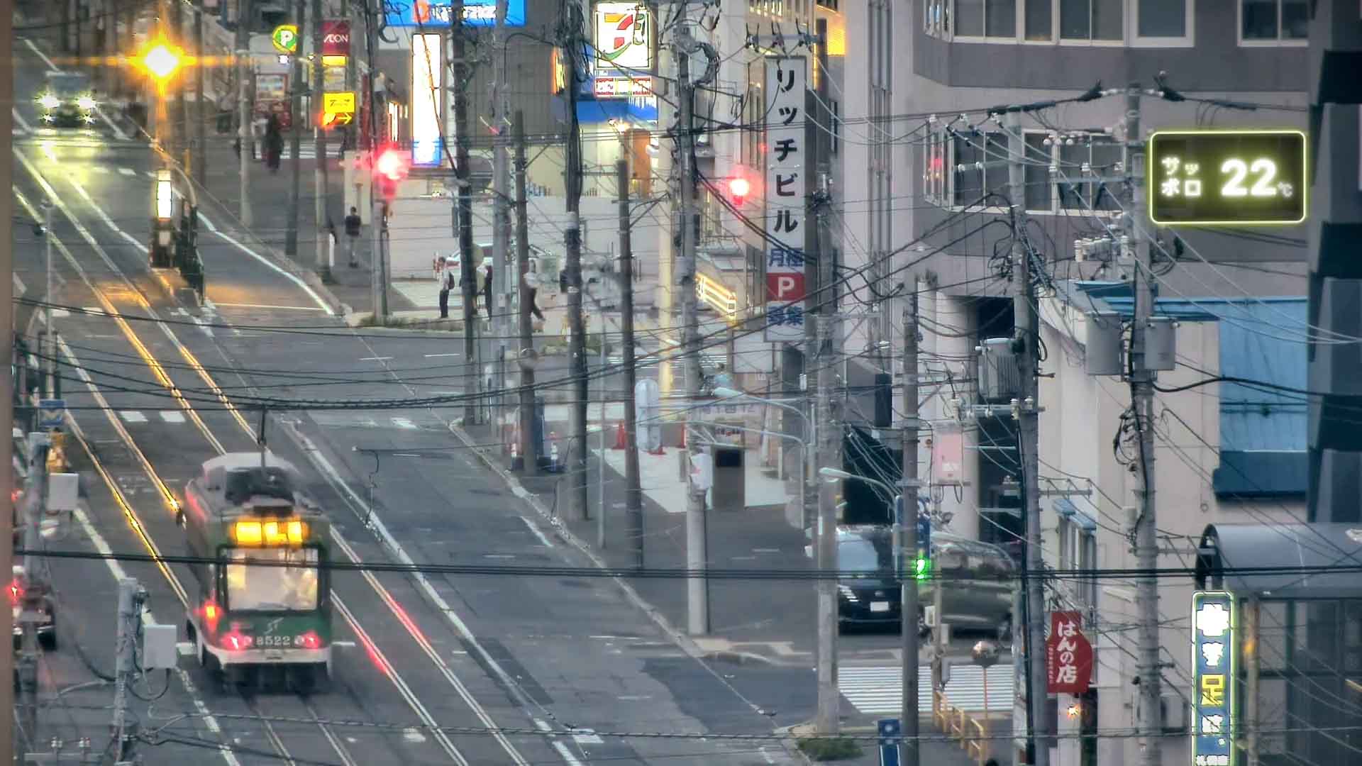 札幌市電 中央区役所前停留場（SC03）ライブカメラ